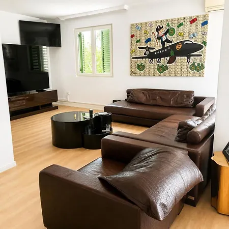 公寓 Luxury Executive In Blloku 地拉那