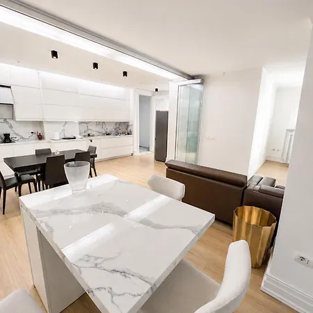 Apartamento Luxury Executive In Blloku *